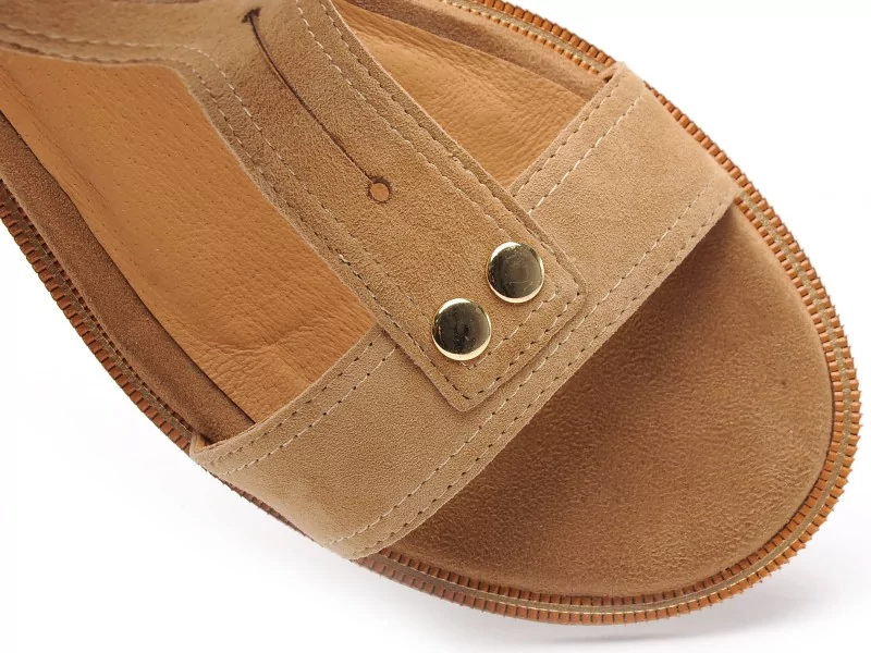 Mamzelle OISIN Beige Sandales Plates Femme