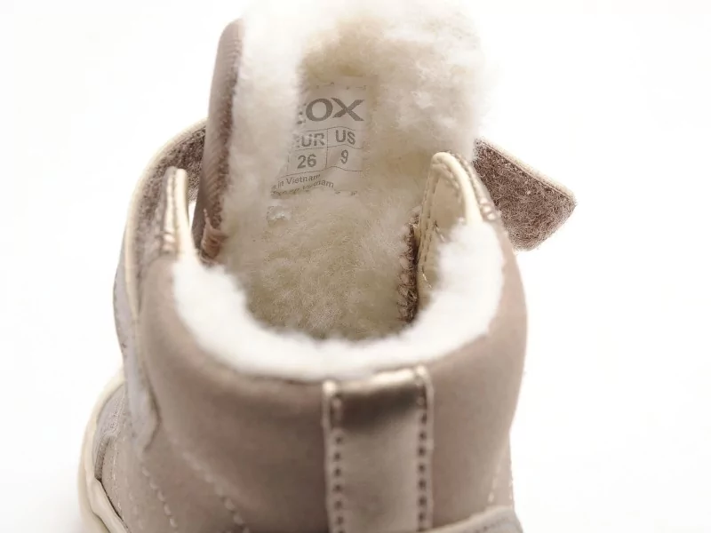 Geox B GISLI GIRL E B461ME Beige Baskets Montantes Fille