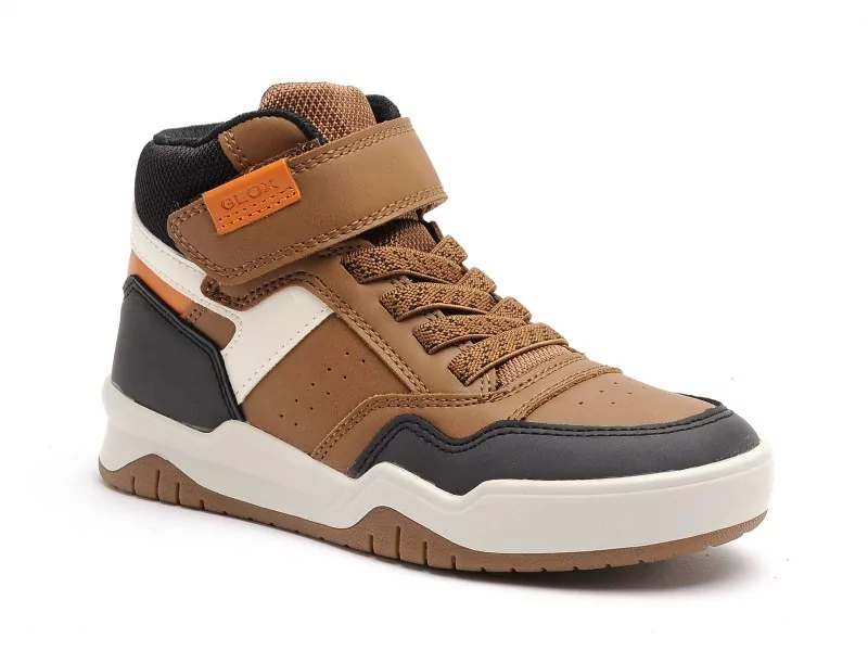 Geox J PERTH BOY F J367RF Marron Baskets Montantes Garçon