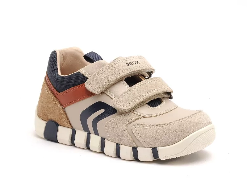 Geox B IUPIDOO BOY D B3555D Beige Baskets Basses Garçon