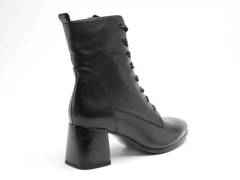 Regarde Le Ciel MILLIE 14 Noir Boots et Bottines à Talons Femme
